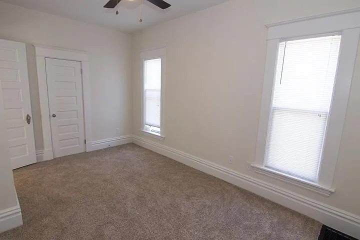 39 Dwight Ave SE — Photo 8