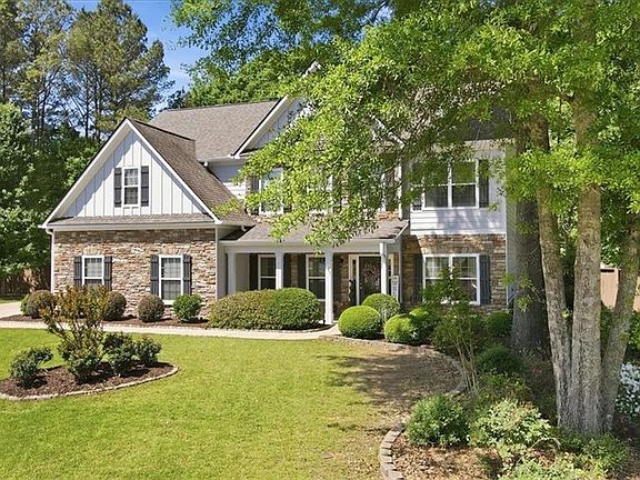 3rd image of 1734 Lakeland Ln