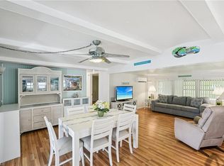 104 Willow Ln, Naples, FL 34114