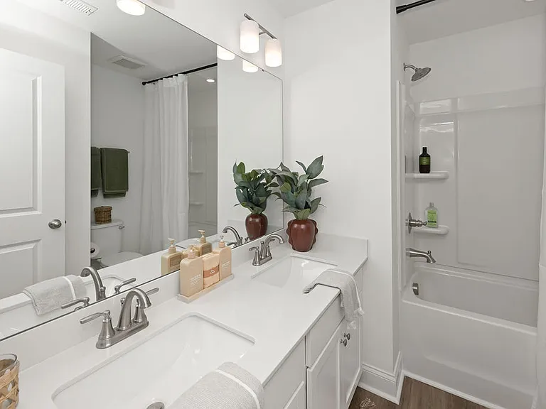 Affinity at Hudson — Photo 25