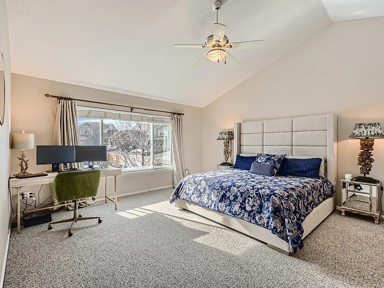 9805 Cypress Point Cir — Photo 23