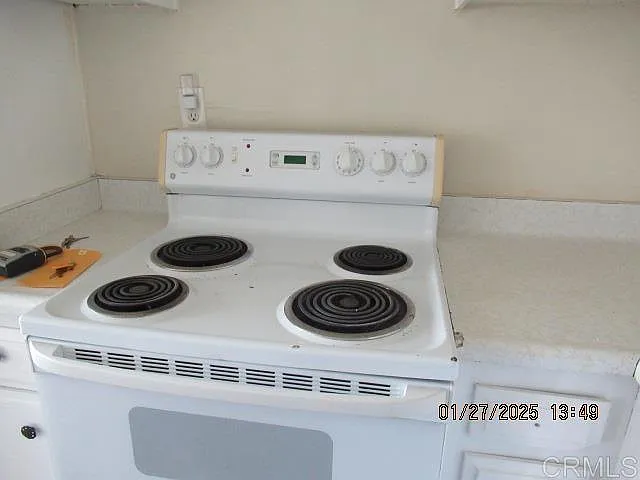 1237 E 18th St E #1237 — Photo 9
