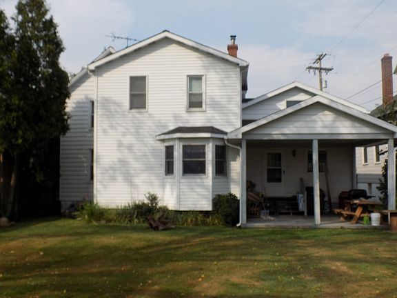2nd image of 1886 Lions Club Road