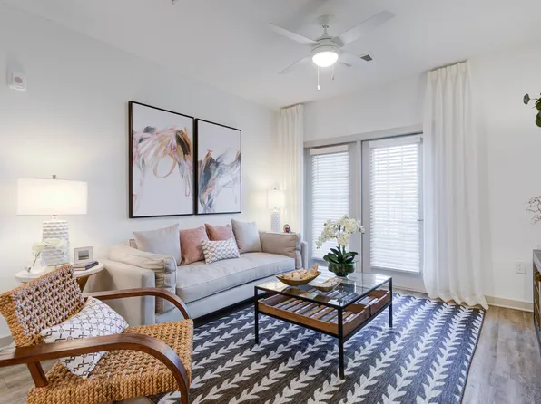 Garrison Station Apartments