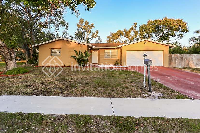 1st image of 520 NW 43rd Ave