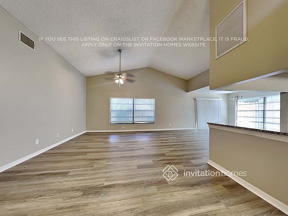 3rd image of 4110 Yellowwood Dr