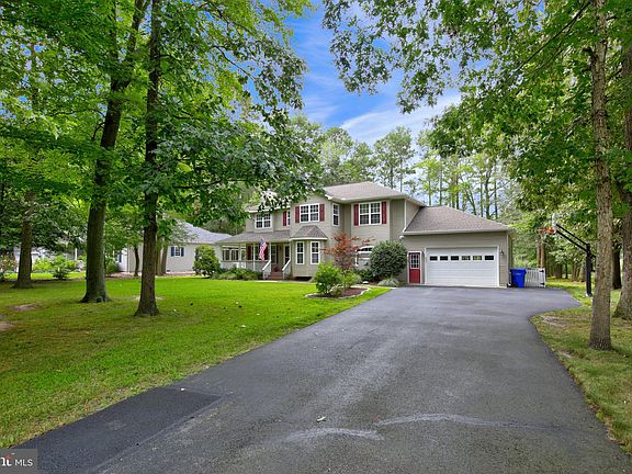 4th image of 27 Manor Dr