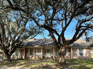 1601 Edna Ave, Bay City, TX 77414