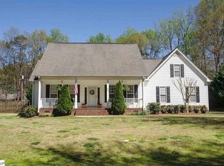 106 Cardinal Ct, Simpsonville, SC 29681