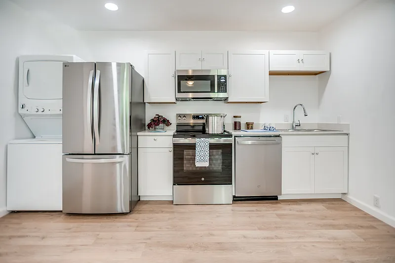1 bed, 1.0 bath, 500 sqft, $1,275 — Photo 2