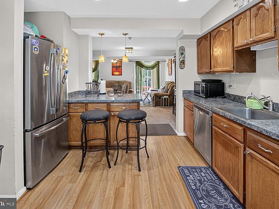4th image of 14920 Ashford Pl