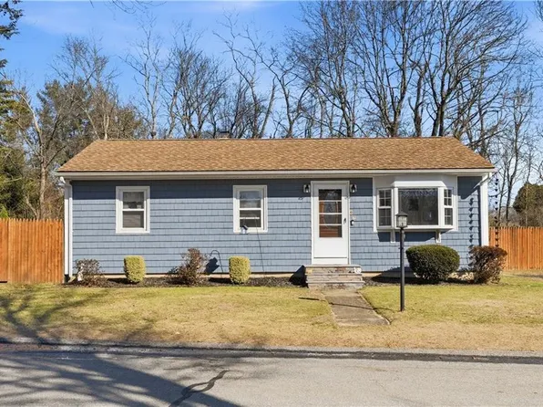 67 Garnet St, West Warwick, RI 02893