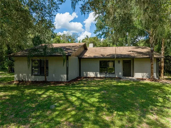 17387 Sweetwater Rd, Dade City, FL 33523
