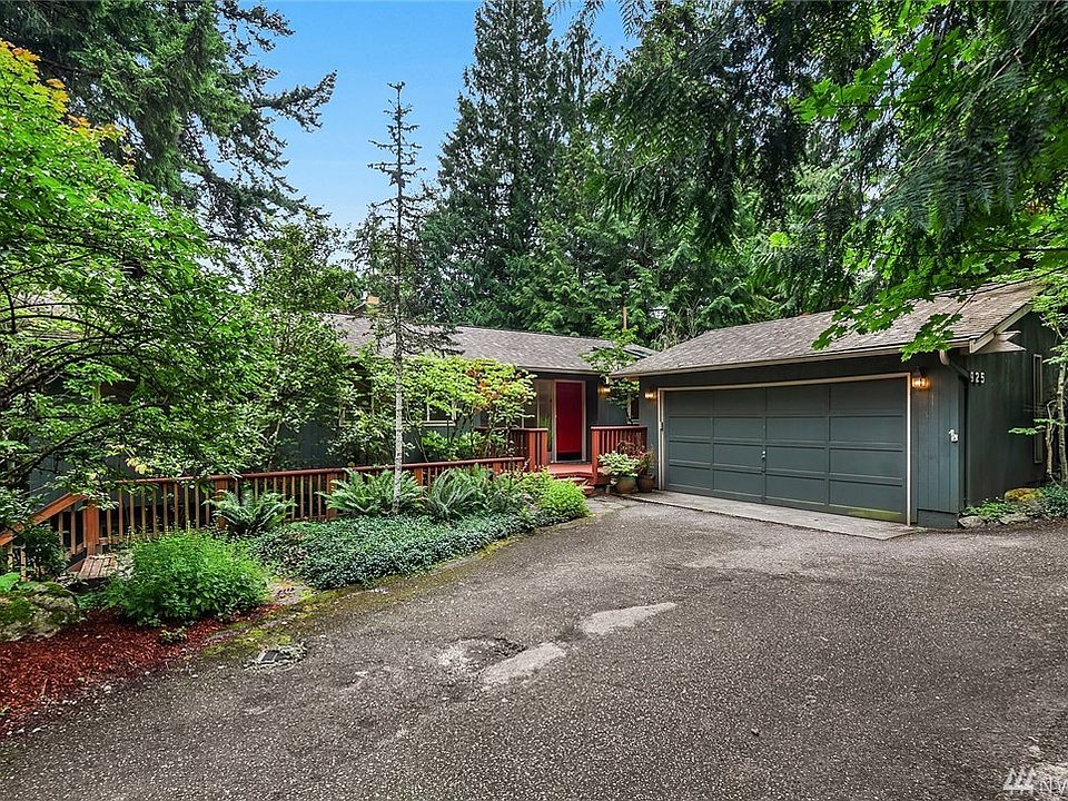 1st image of 925 Highwood Dr SW