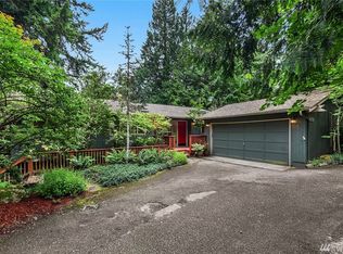 925 Highwood Dr SW, Issaquah, WA 98027