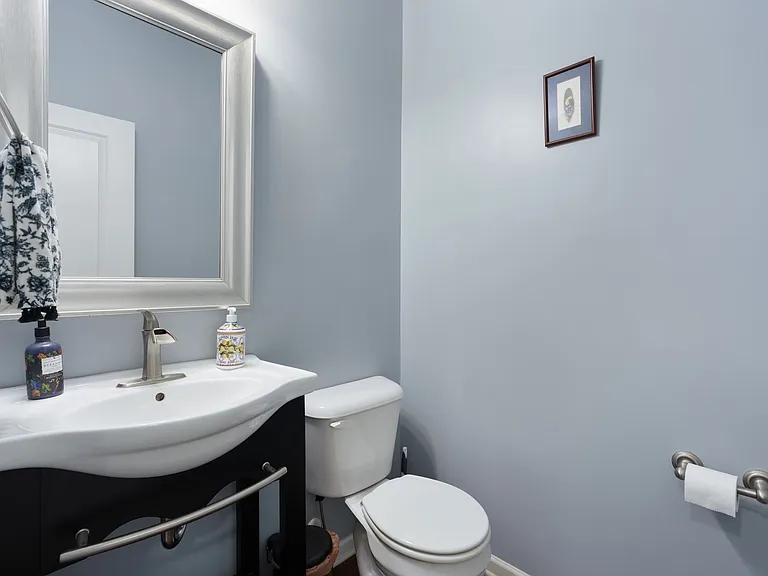 2231 Tanners Mill Dr — Photo 16