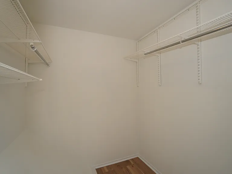223 Harvest Ct — Photo 12