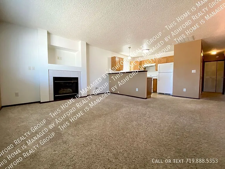 335 Trapper Ln — Photo 5