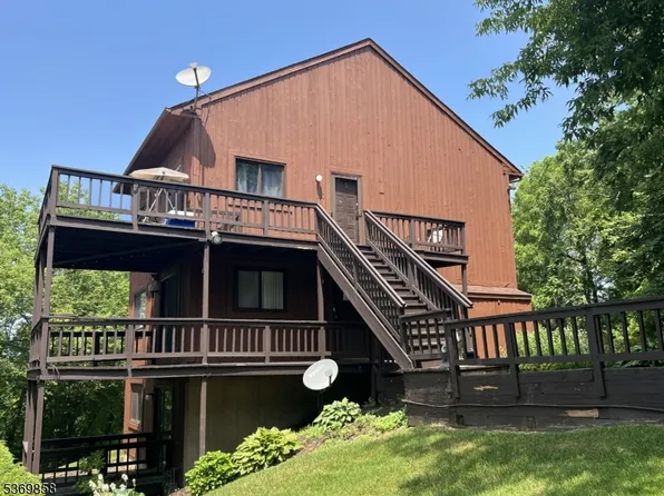 23 Wimbledon Dr #9, Vernon Twp., NJ 07462