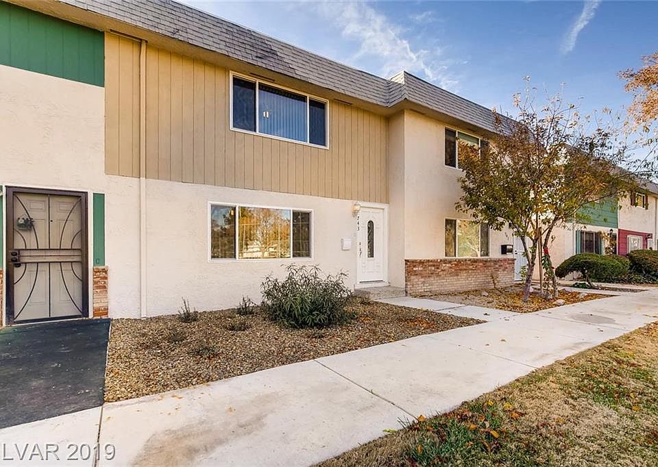 1st image of 743 Greenbriar Townhouse Way #2