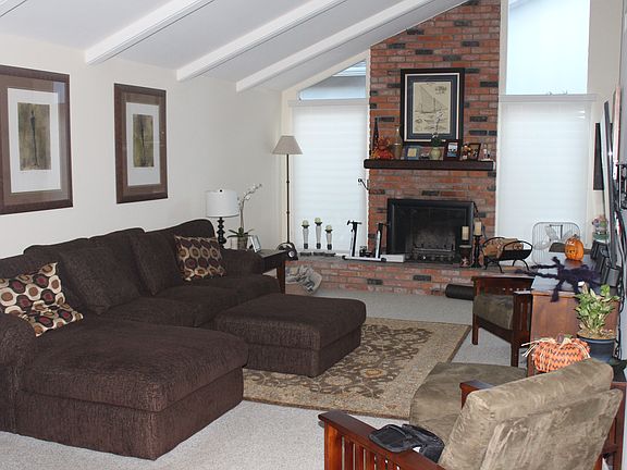3rd image of 8768 Mulvaney Dr