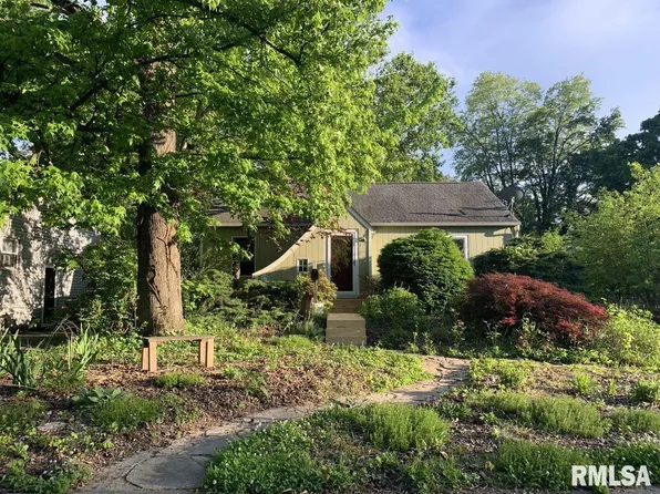 701 W Elm St, Carbondale, IL 62901