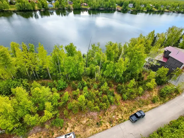1300 E Brent Pointe Dr, Wasilla, AK 99654