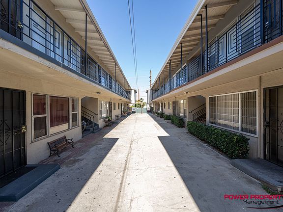 2nd image of 16120 Van Ness Ave APT 6