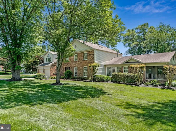 1301 Stone Meadow Way, Vienna, VA 22182