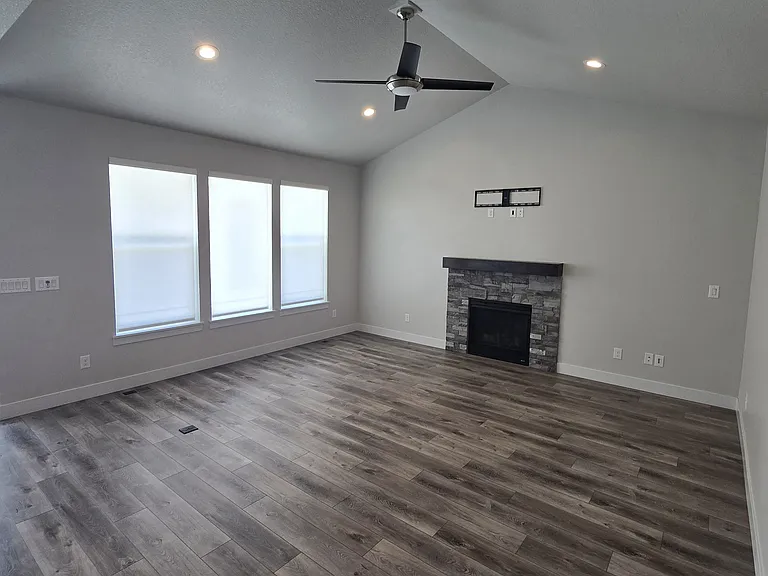 3253 W Oxford Loop — Photo 6