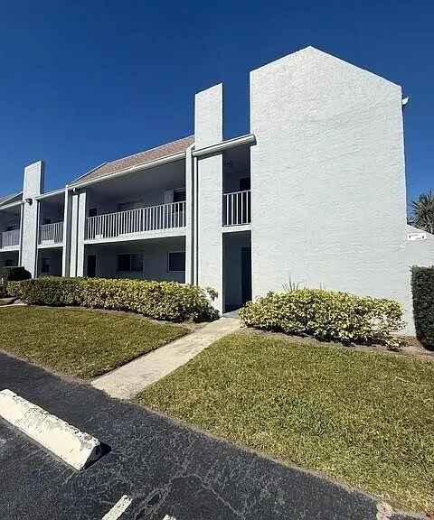 2900 SW 22nd Ave #5110 — Photo 6