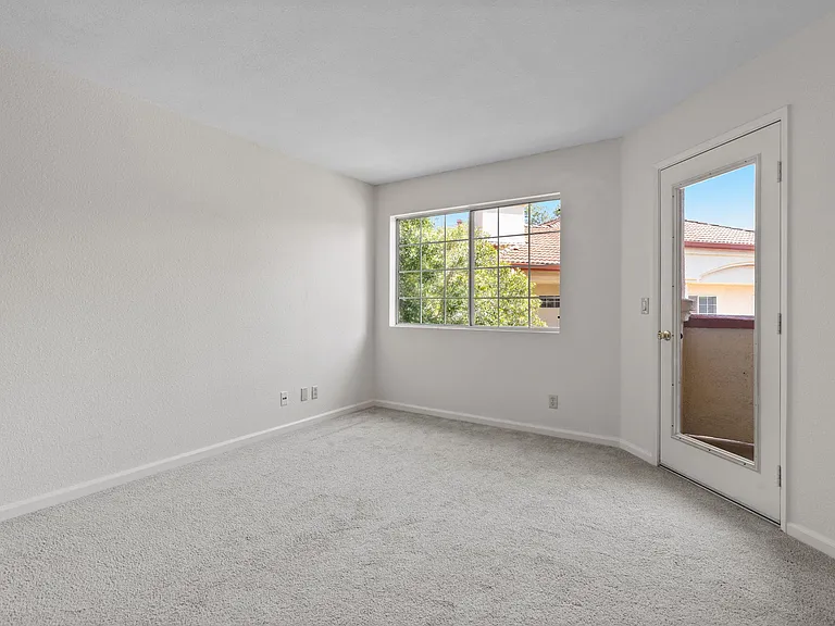 6967 Stagecoach Rd #G — Photo 25