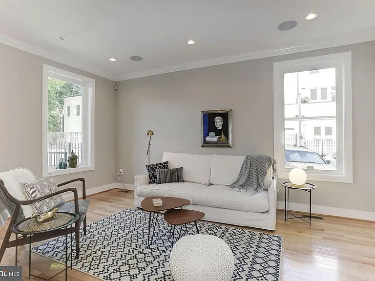 411 Ridge St NW #1 — Photo 9