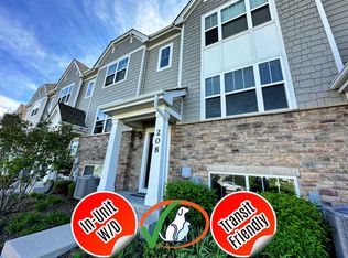 208 Goldenrod Dr #208, Elgin, IL 60124