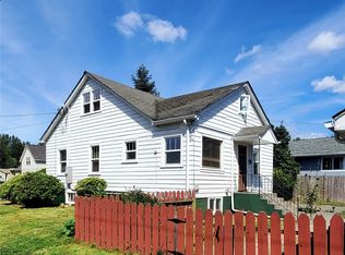 716 W Lincoln St, Mount Vernon, WA 98273