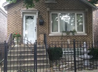 3033 S Lowe Ave, Chicago, IL 60616