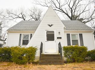 145 Breckwood Blvd, Springfield, MA 01109