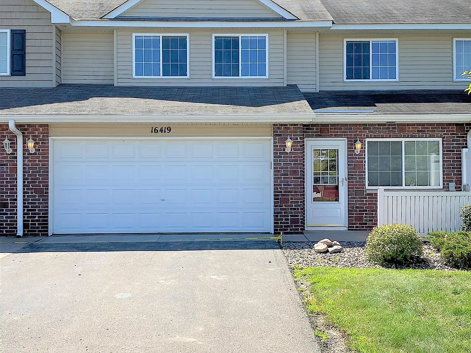16419 Elm Creek Ln