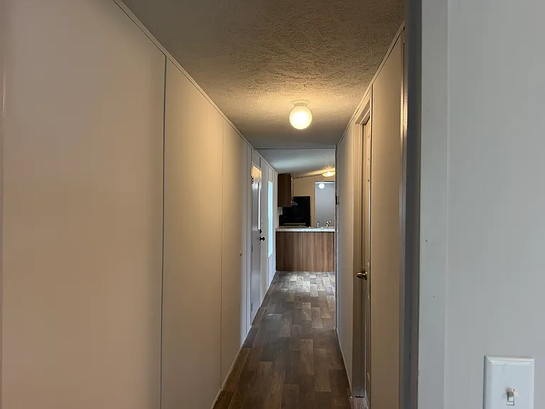 15 Locust St — Photo 31
