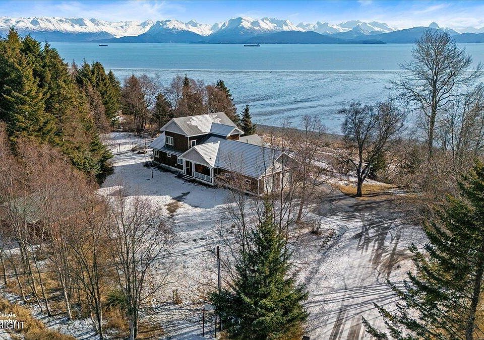 1st image of 2727 Kachemak Dr