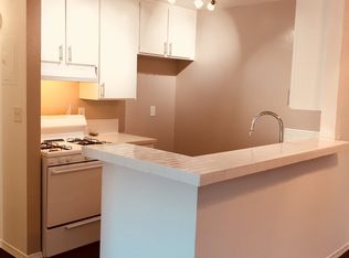 18645 Hatteras St UNIT 404, Tarzana, CA 91356