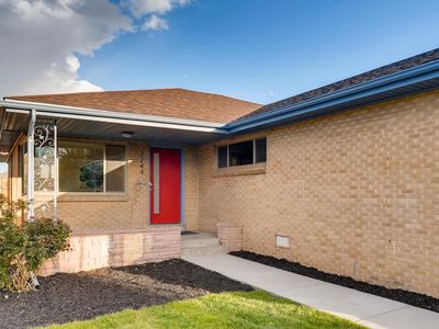 3244 N Ivy St, Denver, CO, 80207