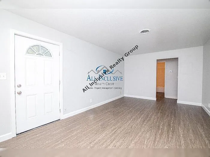 2710 Lerwick Rd — Photo 12