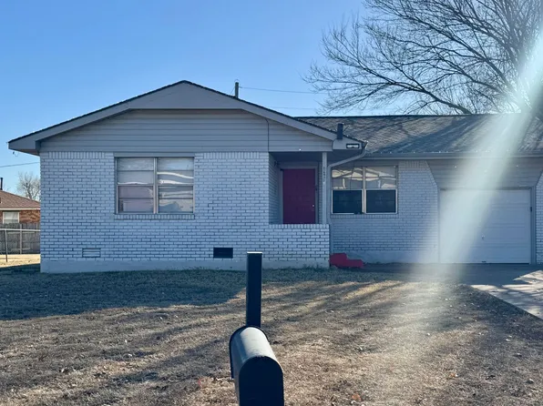 4304 NW Pollard Ave, Lawton, OK 73505