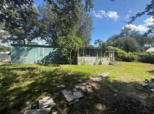 10004 Massachusetts St, Gibsonton, FL 33534