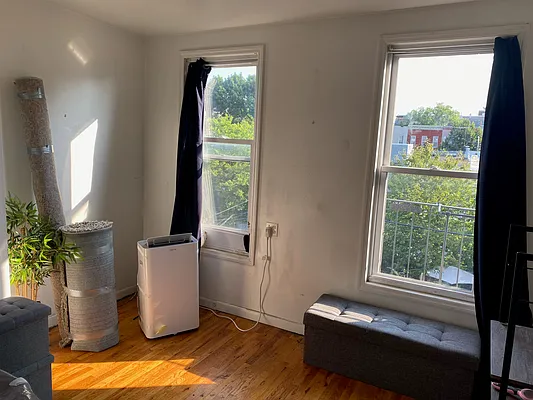 Rented by American Way Real Estate Inc | media 17