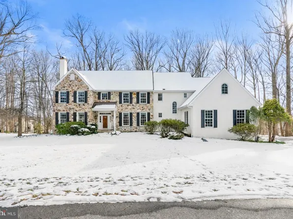 820 Elderberry Ln, West Chester, PA 19380