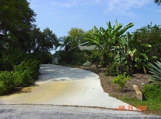 1040 Owl Rd, Englewood, FL 34223