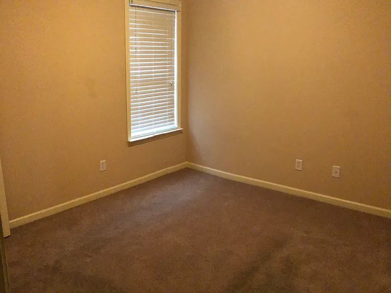 9237 Lakeshore Dr — Photo 10