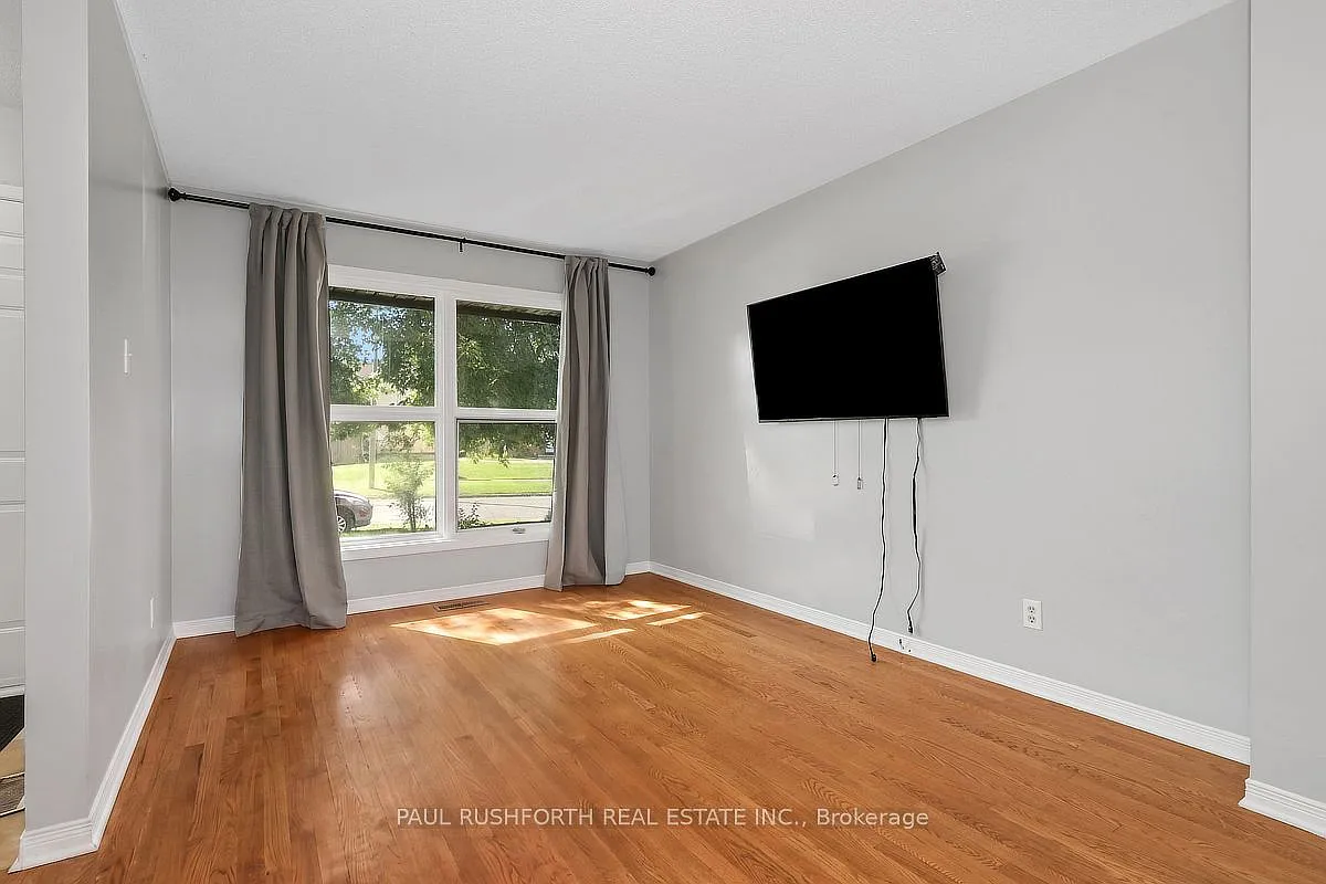 5 bed, $2,500 — Photo 4